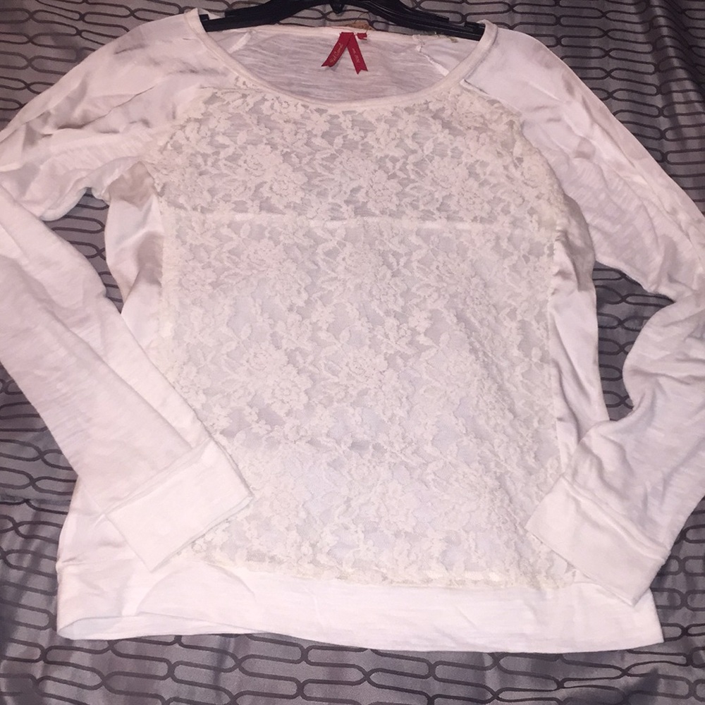 Off White Floral Lace Top NWOT